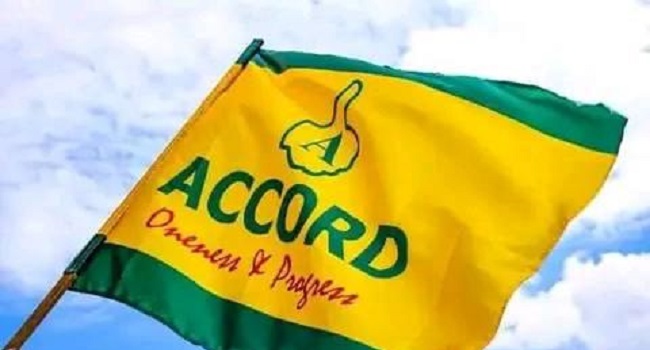 10,000 Accord Party members decamp to PDP in Oyo