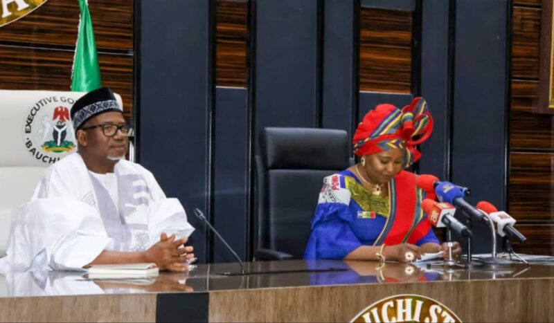 Bauchi State Governor, Sen Bala Mohammed, has called on the Nigeria Police Force, NPF, to reconsider its dress code to one