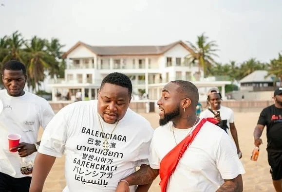 Davido, the Afrobeats star, has shown his support for Cubana Chief Priest after the nightlife promoter was granted bail by a Lagos court.