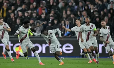 After a 2-0 first-leg defeat, West Ham had to start fast and the hosts delivered when Michail Antonio headed home Jarrod Bowen's