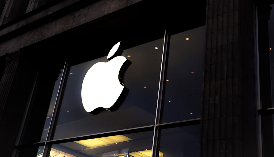 Apple will integrate ChatGPT into iOS 18 as opt-in feature
