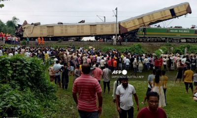 Seven die in Indian train crash