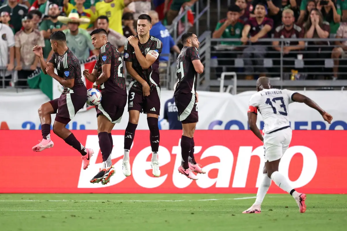 Ecuador clinch Copa quarter-final berth as Venezuela sink Jamaica