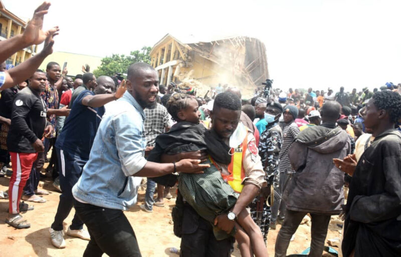 UPDATED: 17 dead, 120 trapped in Plateau school building collapse