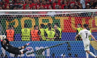 Portugal into Euro quarterfinals after shootout win over Slovenia