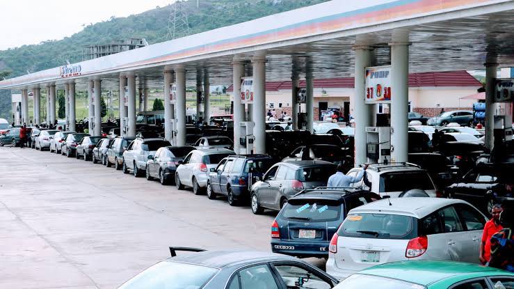 “It’s artificial scarcity” – Independent Petroleum Marketers react as fuel queues resurfaces