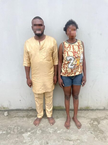 Police arrest two suspects with weapons in Lagos
