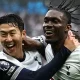 Tottenham thrash woefulful Everton with Son's double