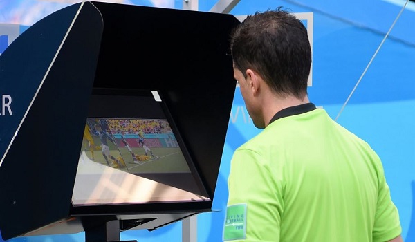 EPL to explain VAR decisions on social media during matches