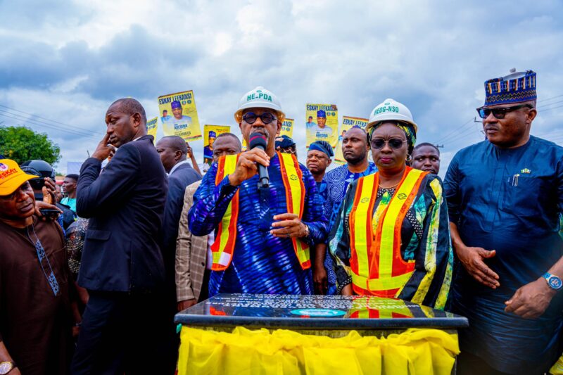 Governor Dapo Abiodun on Friday flagged off the reconstruction of the deplorable 81.6km dual carriageway of the Abeokuta—Ota