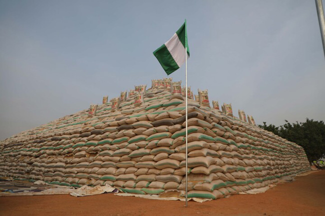 FG begins sale of ₦40,000/bag rice, only Nigerians with NIN to benefit 