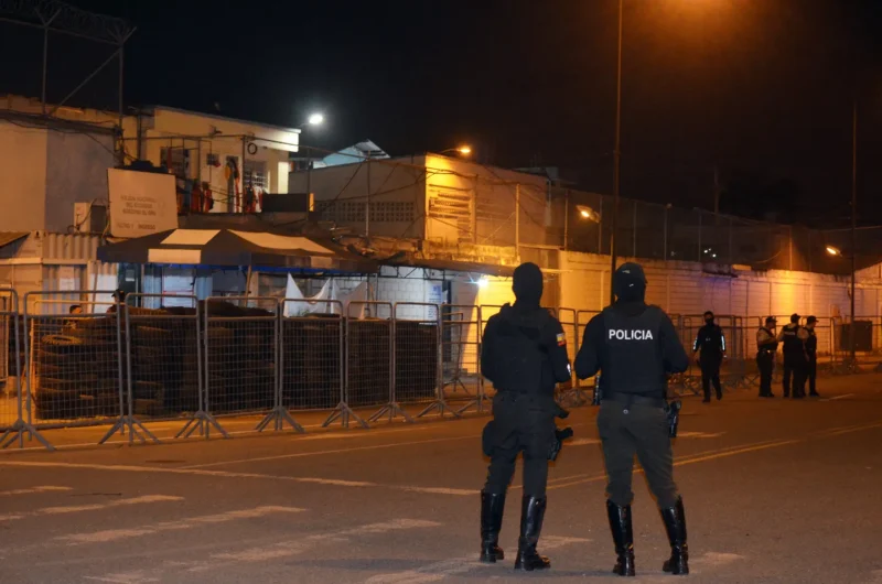 31 dead in Ecuador prison, many From Asphyxiation